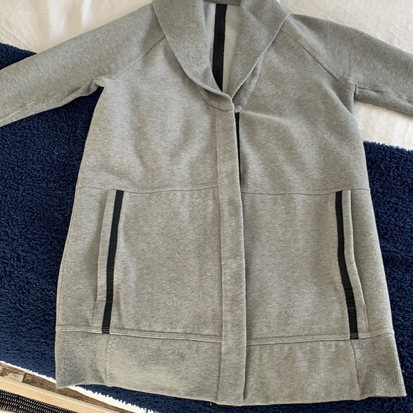lululemon athletica Other - Lululemon sweatshirt jacket